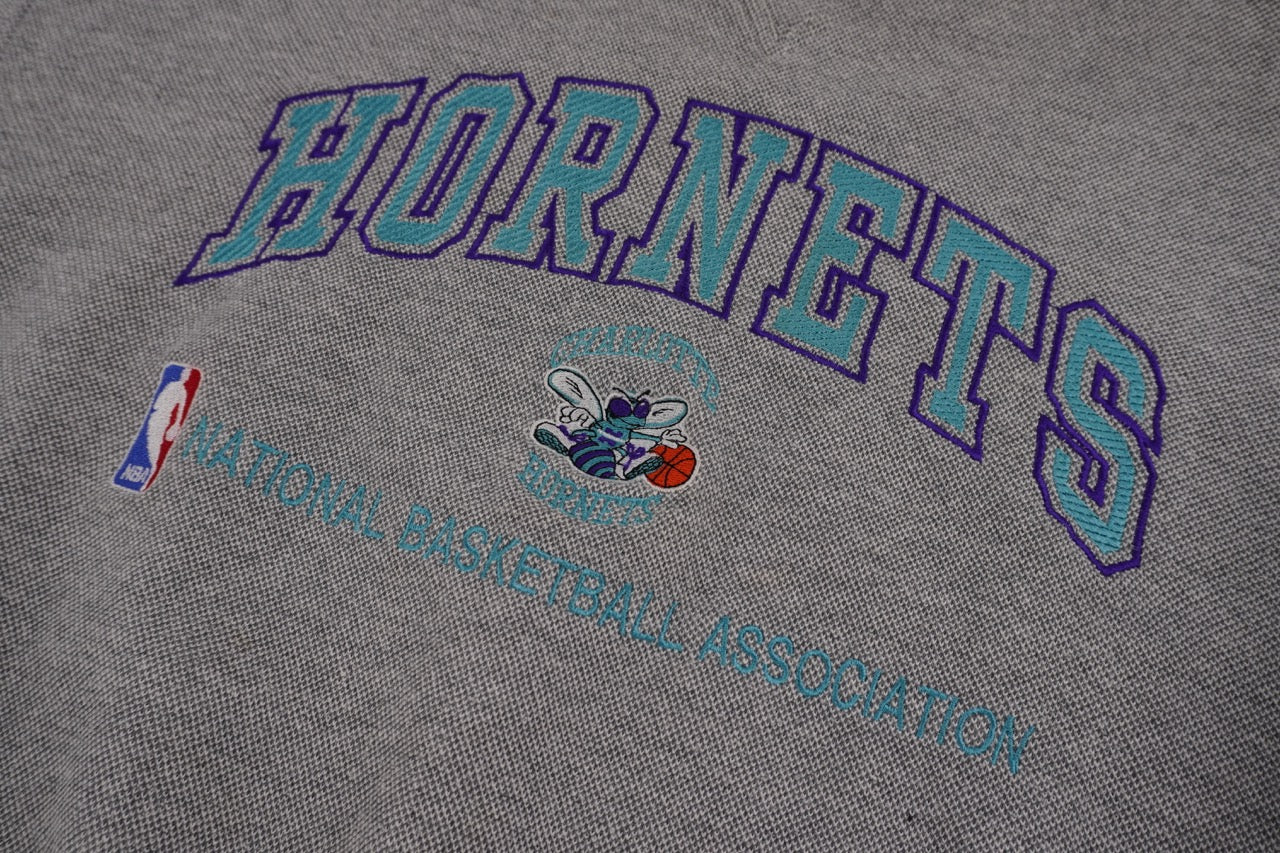 90s Logo Athletic Charlotte Hornets NBA Sweatshirt Grey Blue M