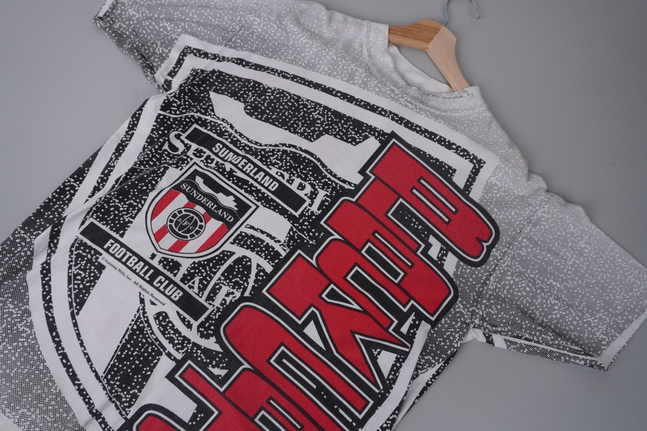 90s Nutmeg Mills AFC Sunderland Blackcats Premier League Football Allover Print T-shirt White Red M/L