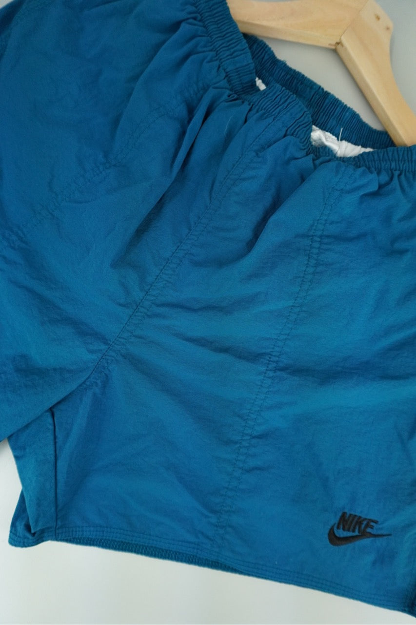 90s Nike Shorts Green S/M