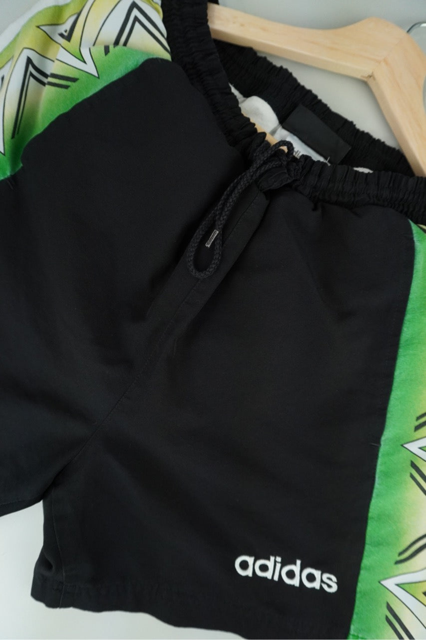 90s Adidas Shorts Black Green M