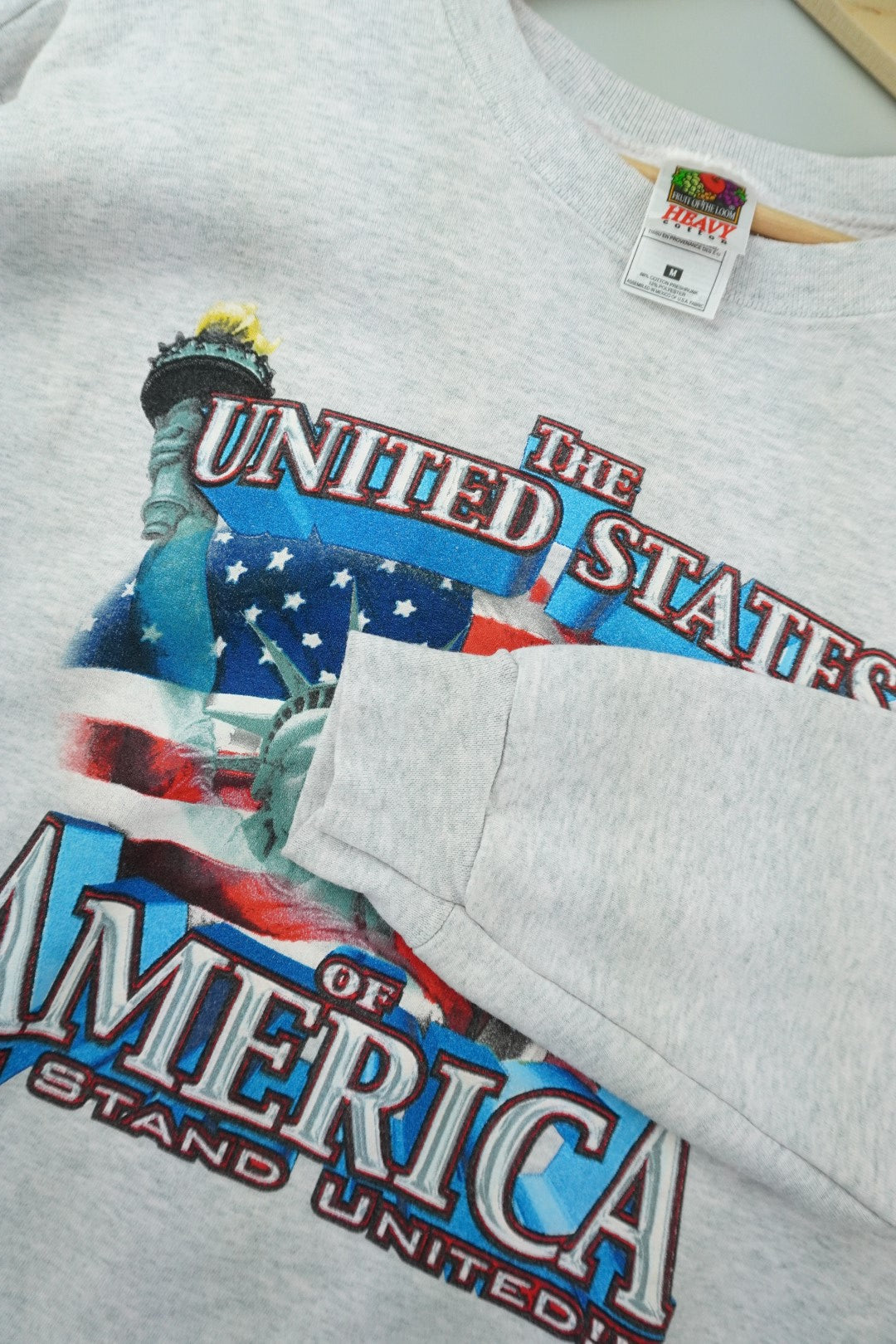 90s Fruti of the Loom America Sweatshirt Grey M/L