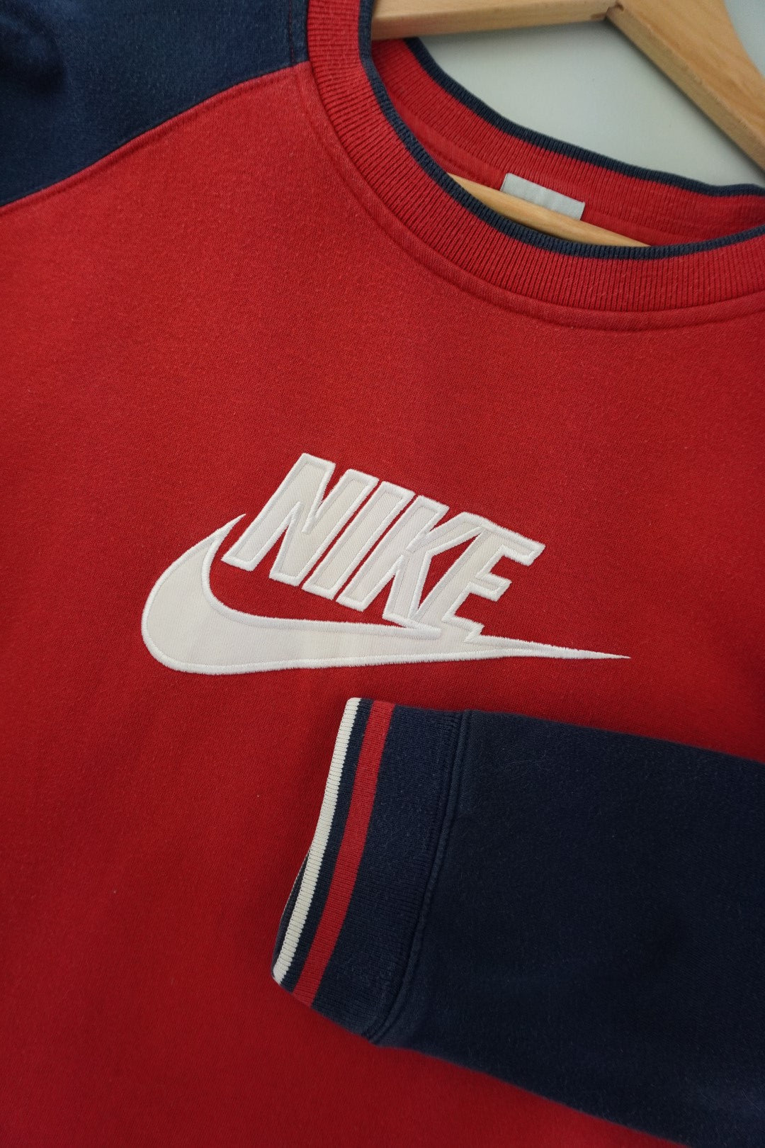00s Nike Sweatshirt Red L