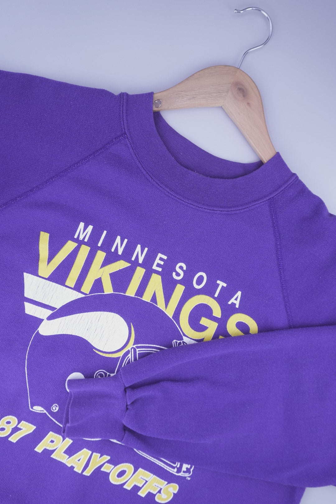 80s Trench Minnesota Vikings NFL Sweatshirt Purple M