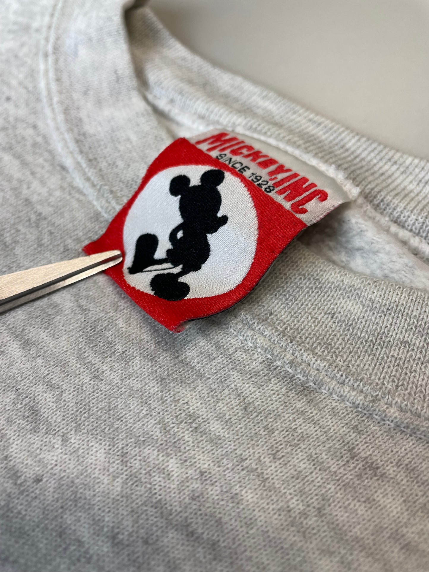 90s Disney Mickey Sweatshirt Grey L