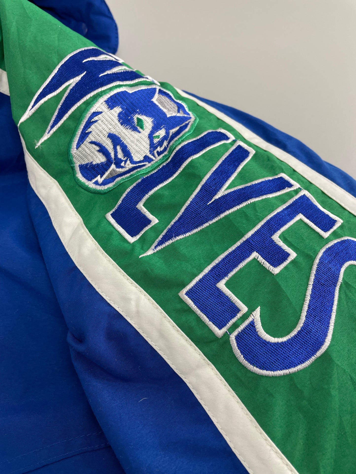 90s Starter Minnesota Timberwolves NBA Jacket Blue Green XL