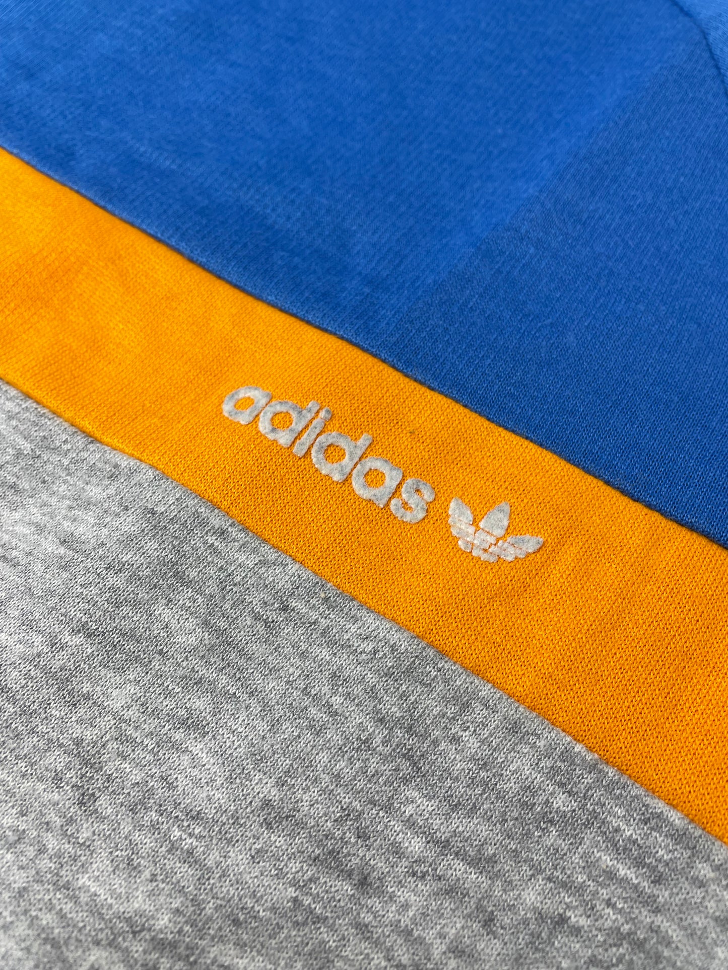 90s Adidas Sweatshirt Grey orange M