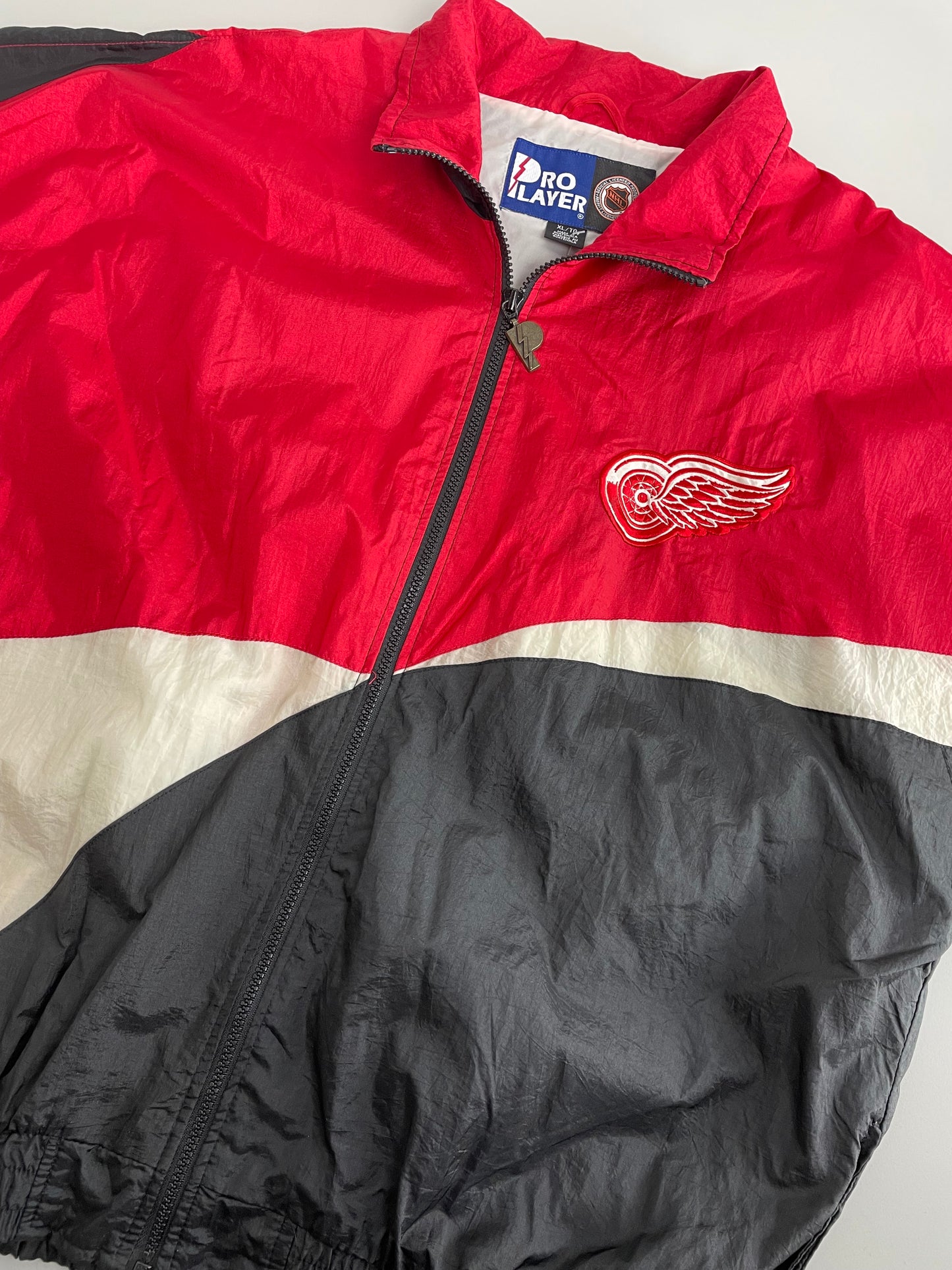 90s Pro Player Detroit Red Wings NHL Jacket Red Black XL