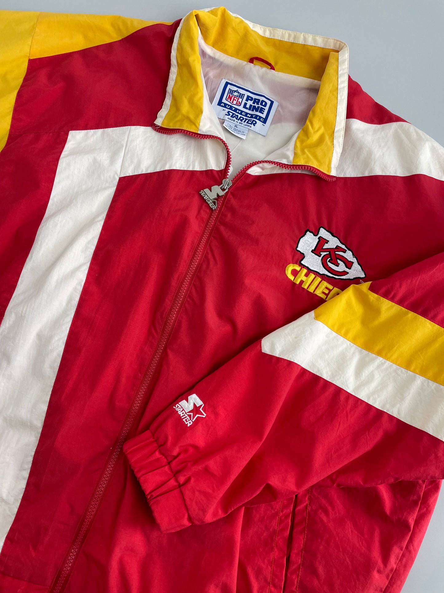 90s Starter Kansas City Chiefs NFL Jacket Red Yellow XL