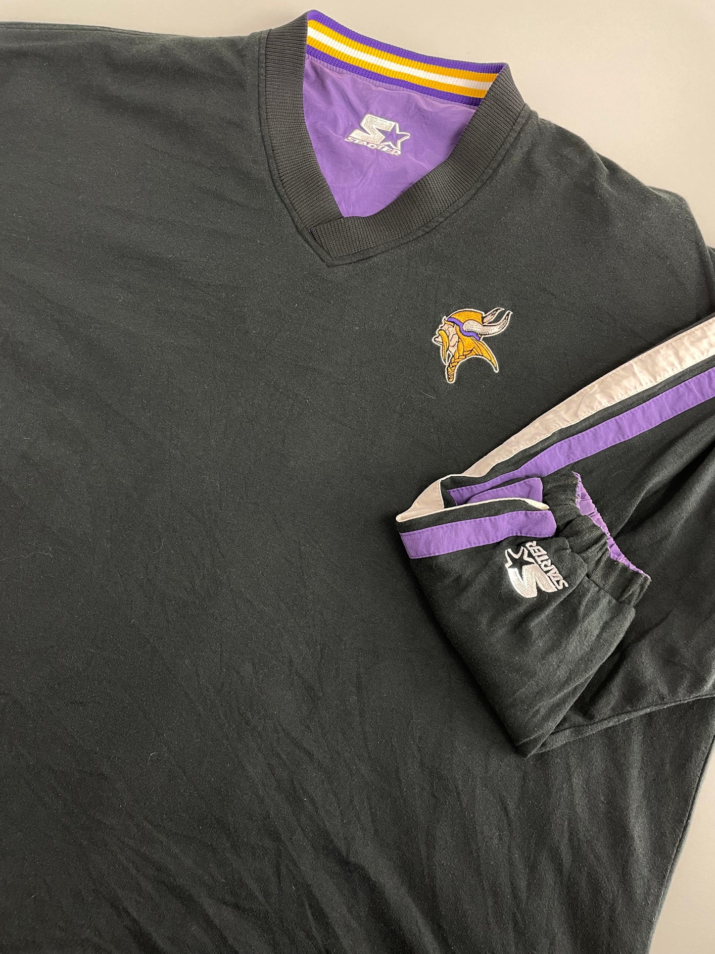 90s Starter Minessota Vikings NFL Pullover Purple Black XL