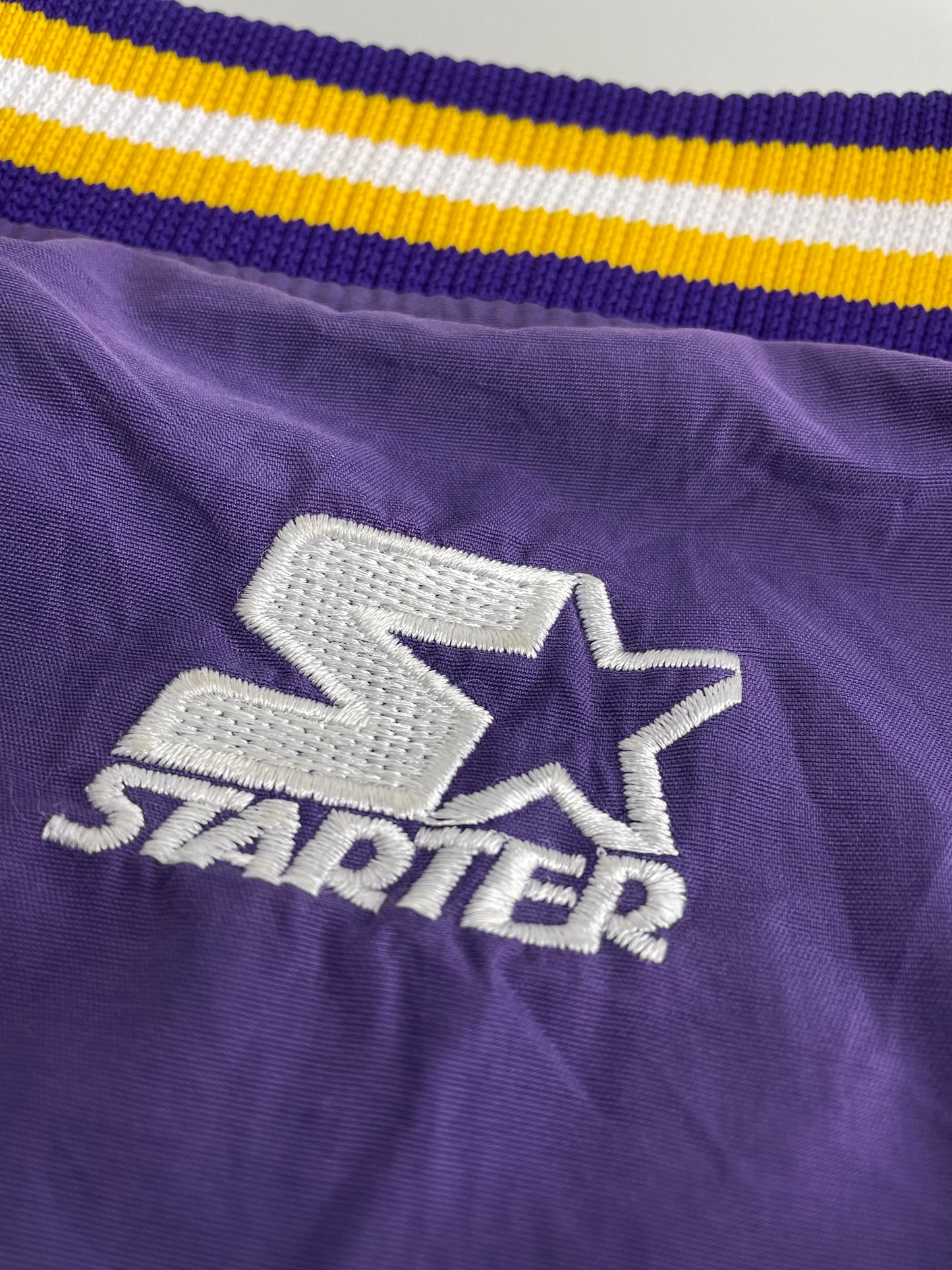 90s Starter Minessota Vikings NFL Pullover Purple Black XL