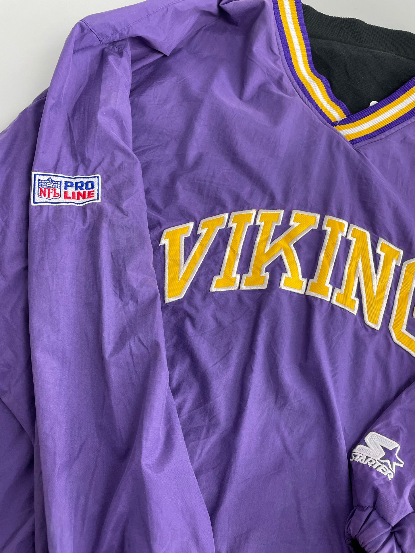 90s Starter Minessota Vikings NFL Pullover Purple Black XL