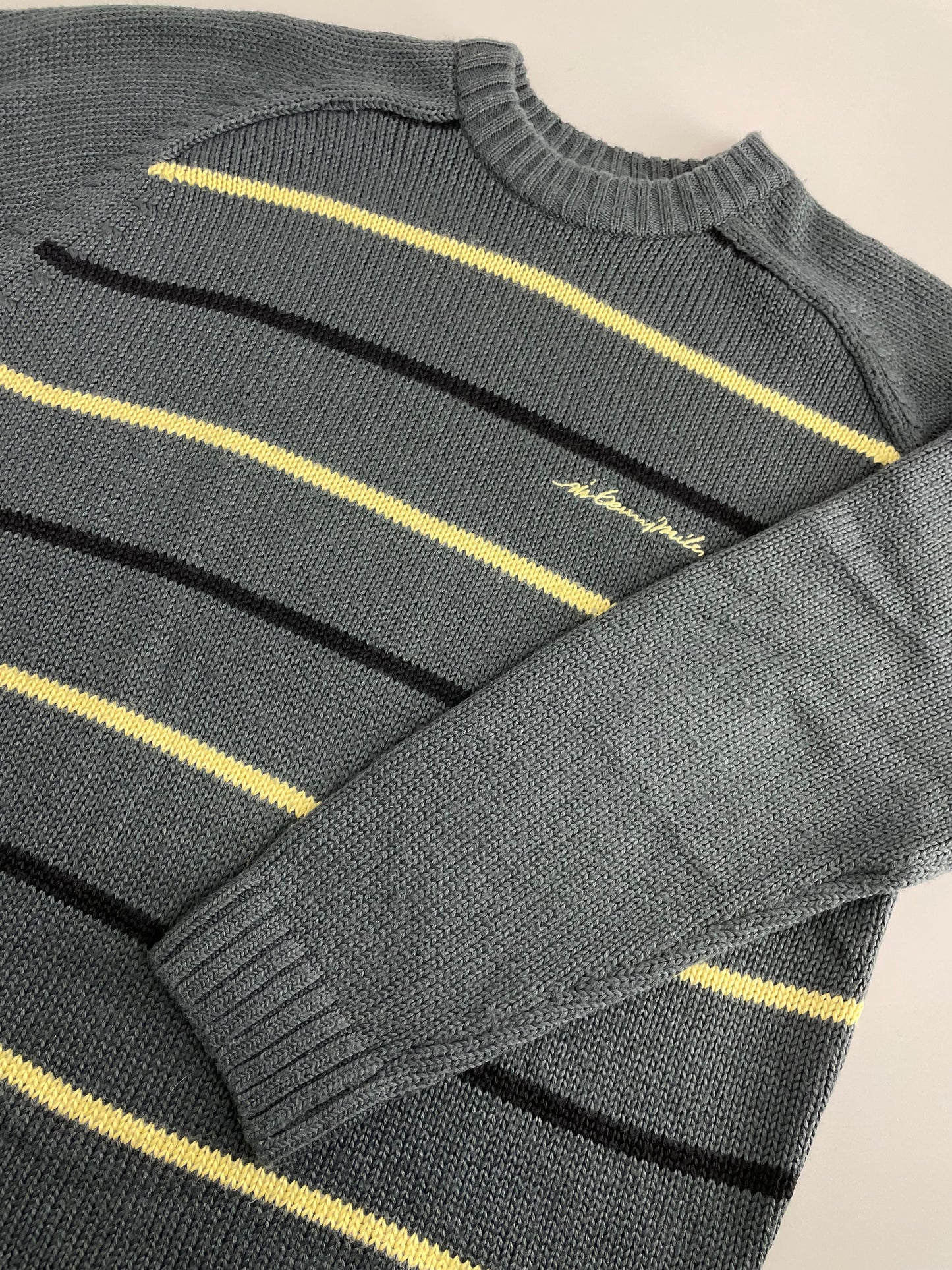 00s Sir Benny Miles Knit Grey L