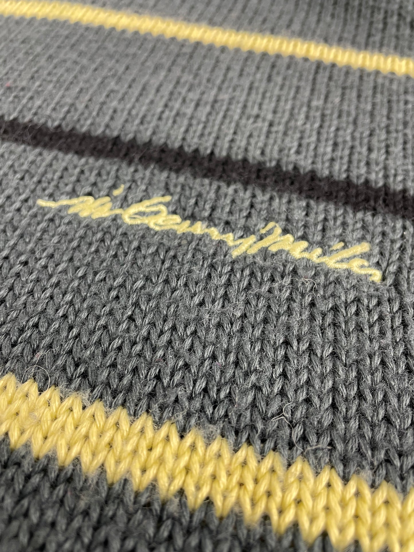 00s Sir Benny Miles Knit Grey L