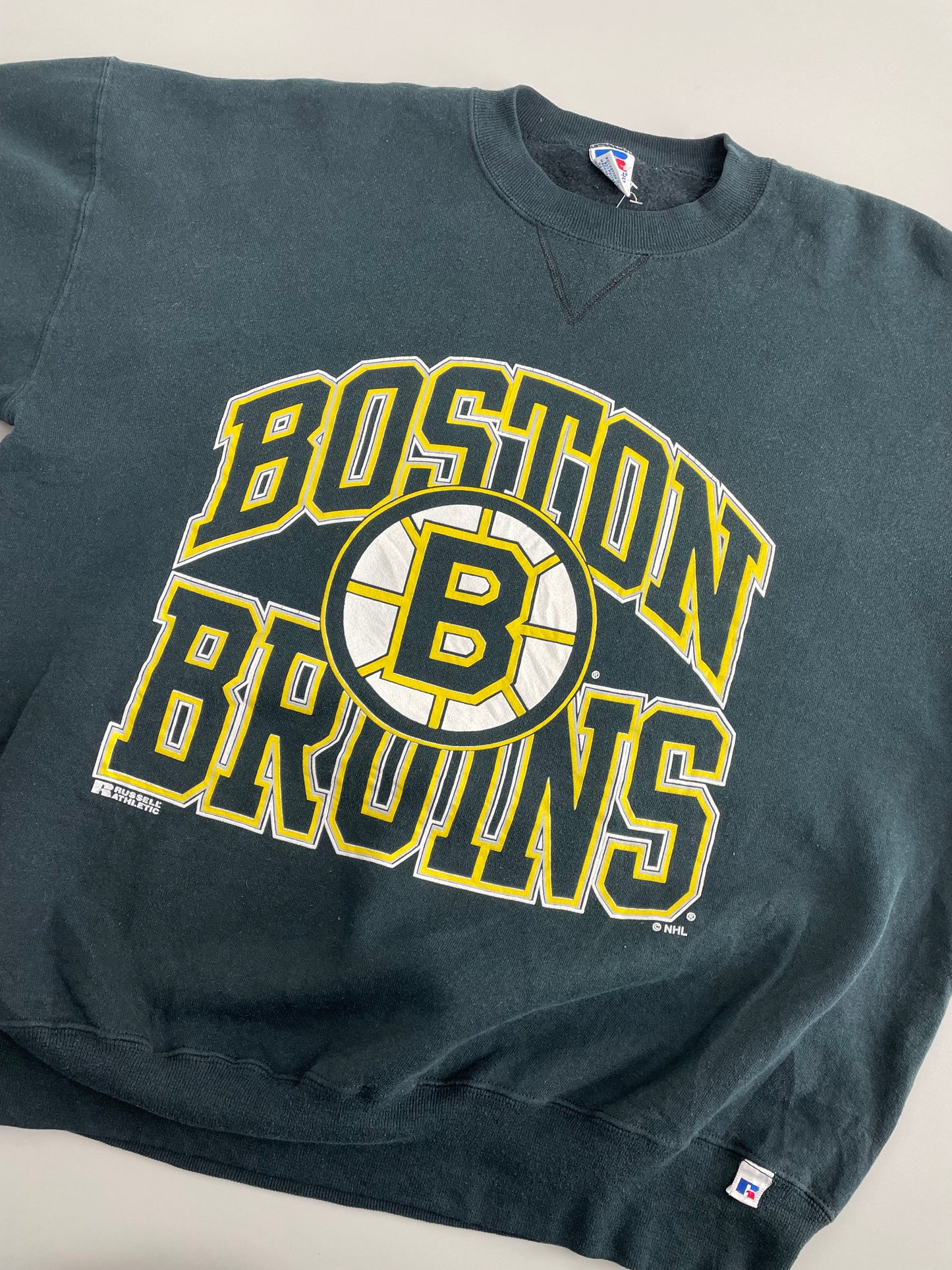90s Russel Athletic Boston Bruins NHL Sweatshirt Black L