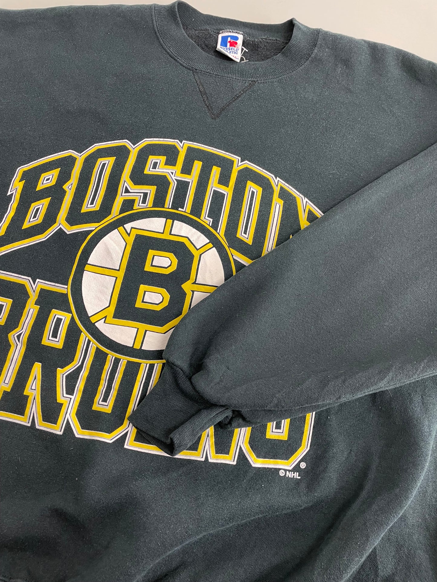 90s Russel Athletic Boston Bruins NHL Sweatshirt Black L