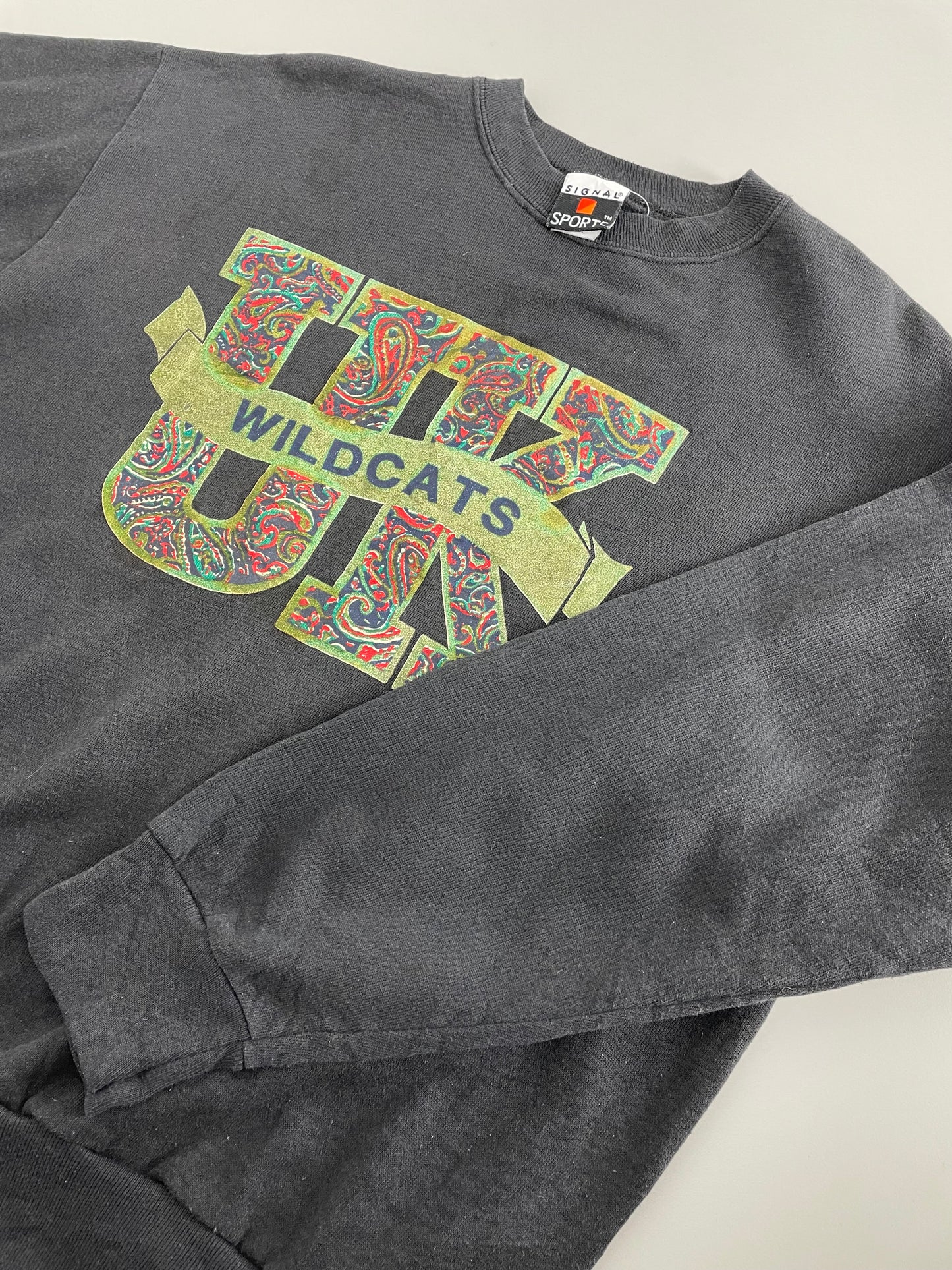 00s University of Kentucky Wildcats NCAA Sweatshirt Black M/L