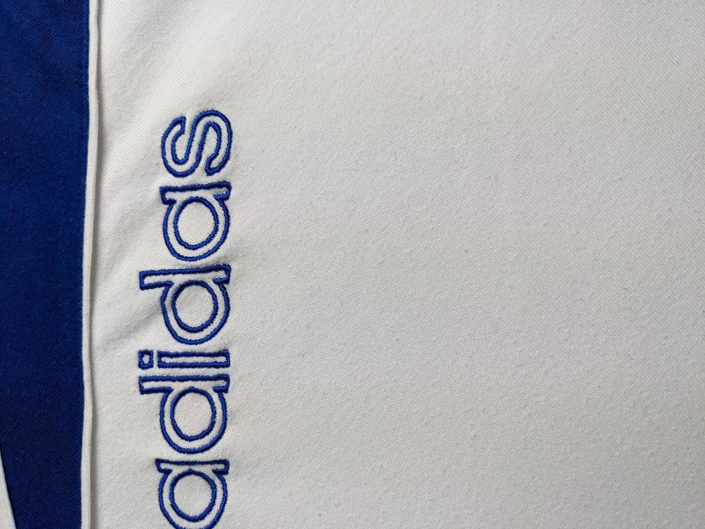 90s Adidas T-Shirt White Blue XL