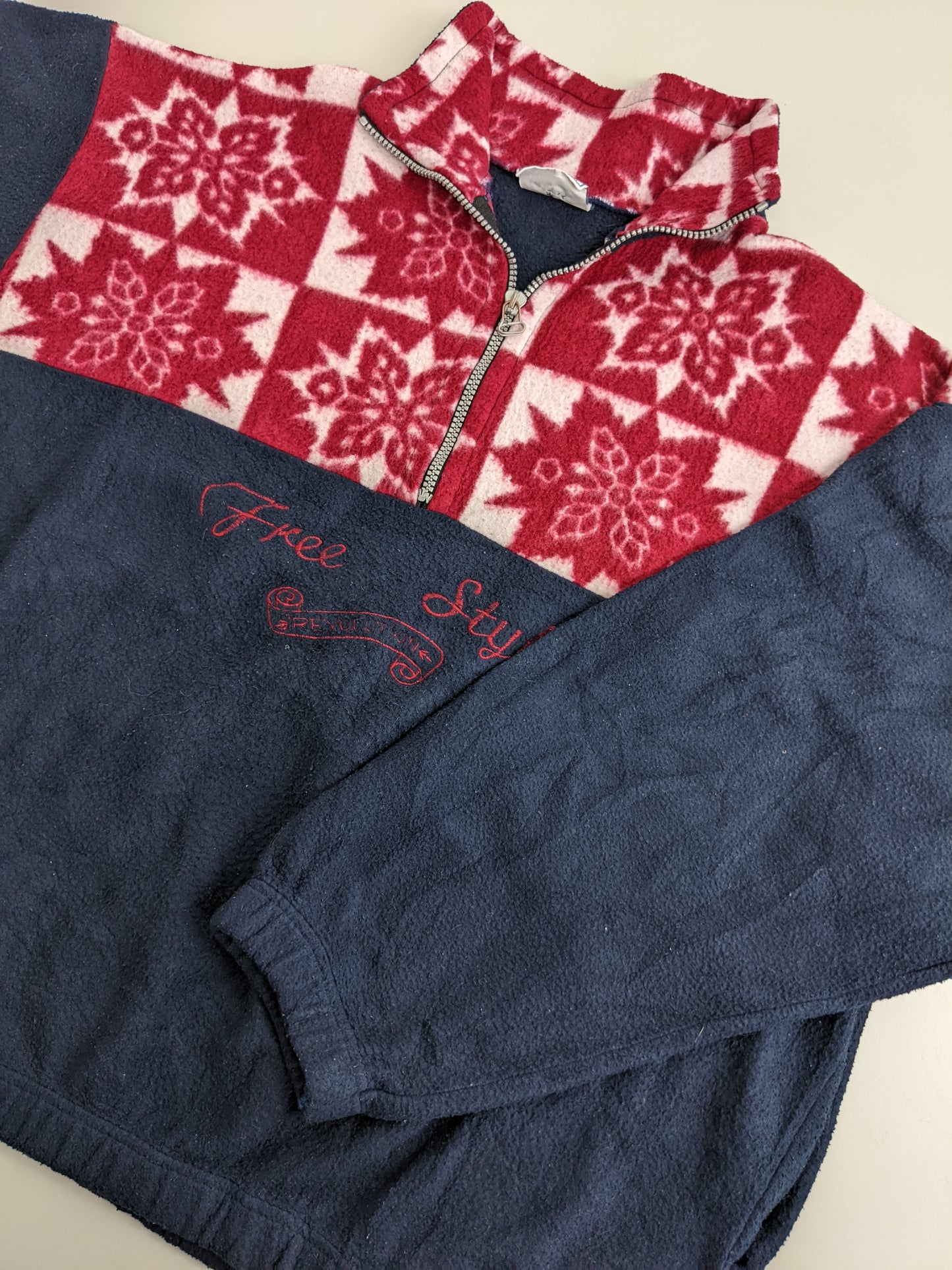 90s Unbranded Crazy Fleece Navy Red M