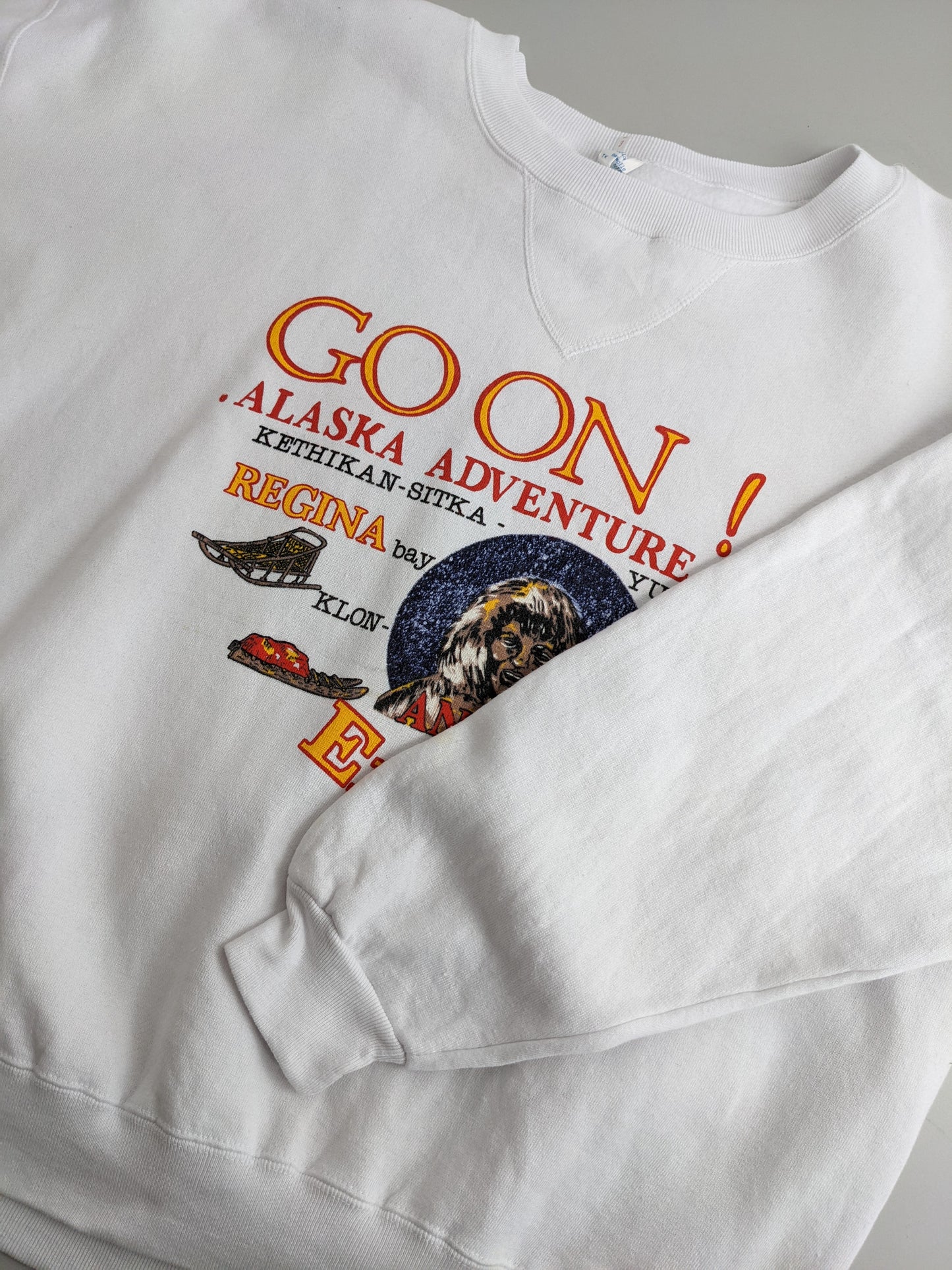 80s Unbranded Alaska Sweatshirt White L