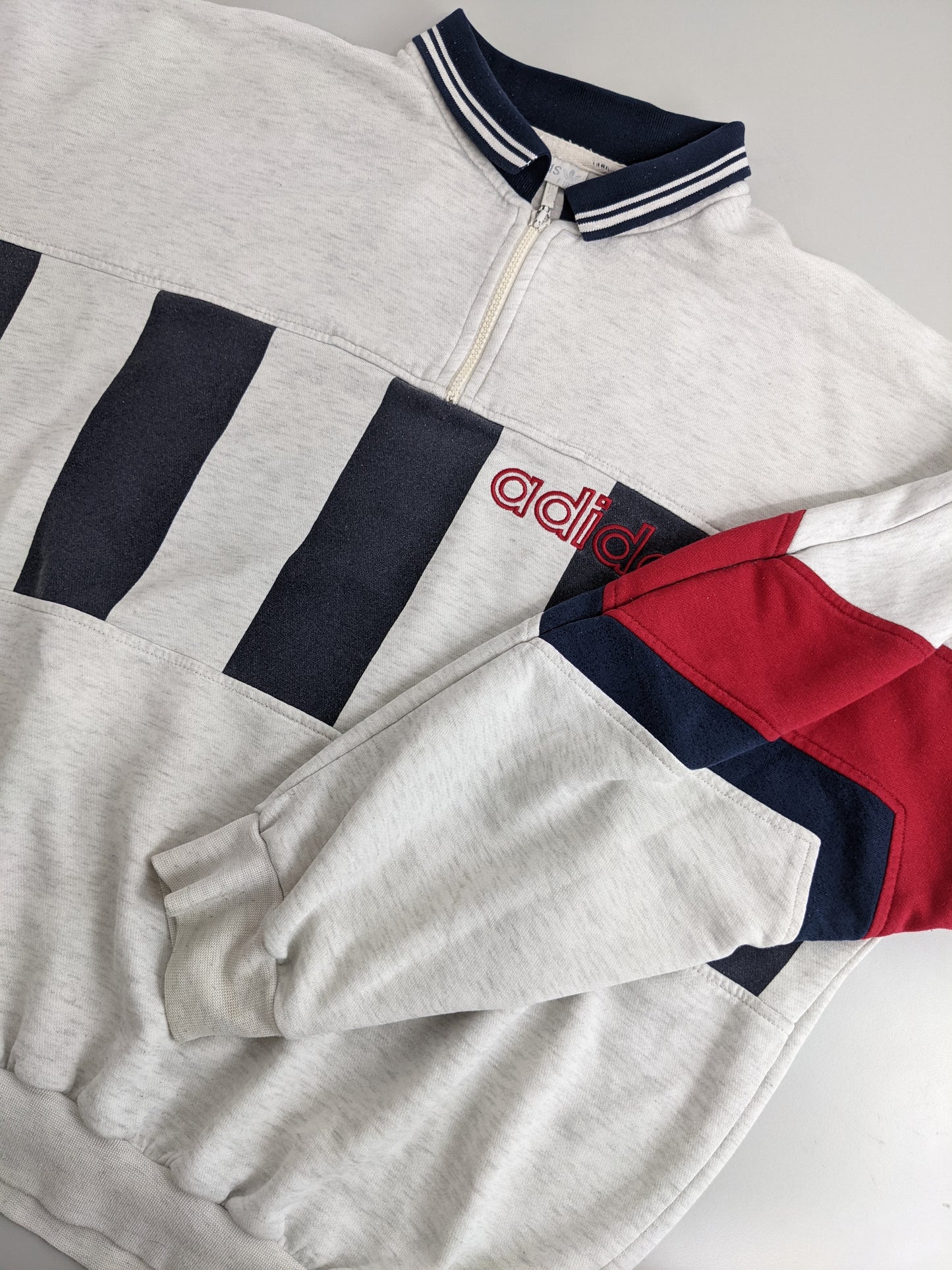 90s Adidas Sweatshirt Grey Red XL