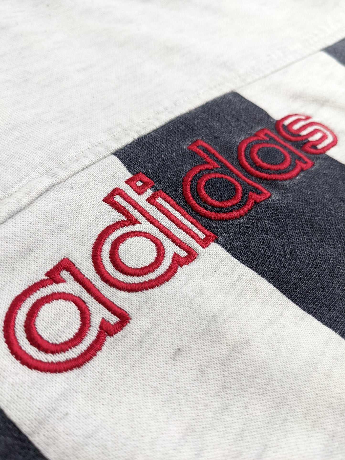 90s Adidas Sweatshirt Grey Red XL