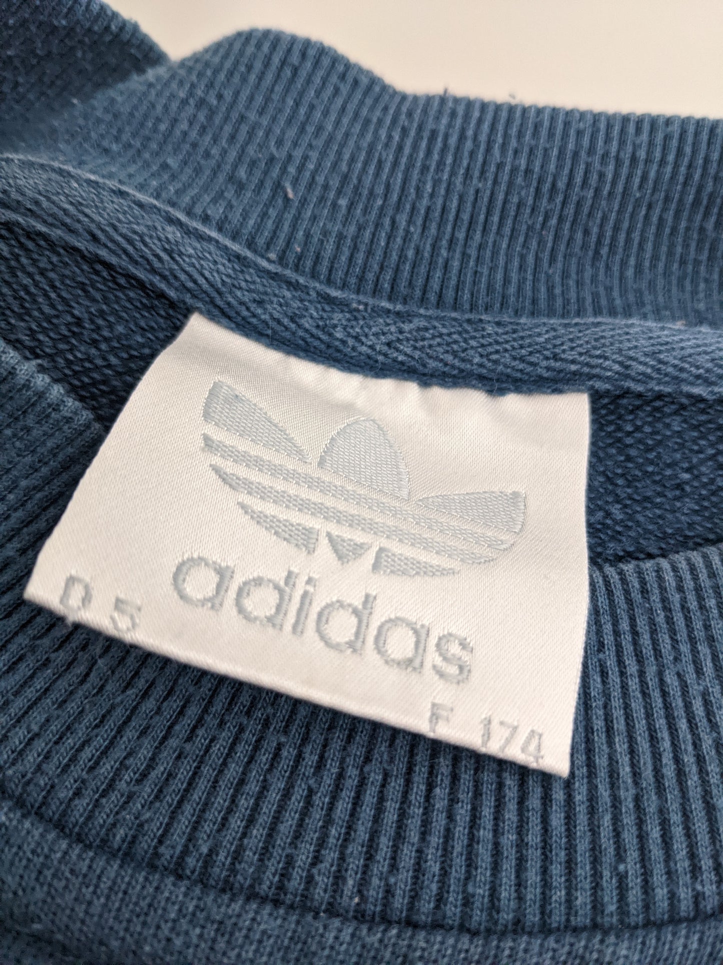 90s Adidas Sweatshirt Blue M