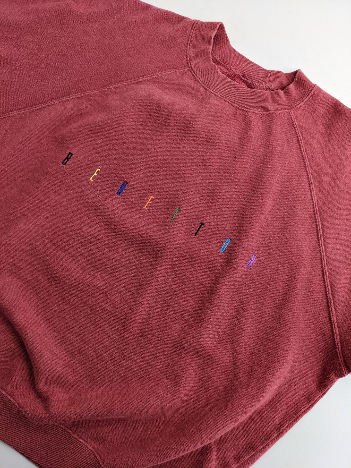 80s United Colors of Benetton Sweatshirt Red L