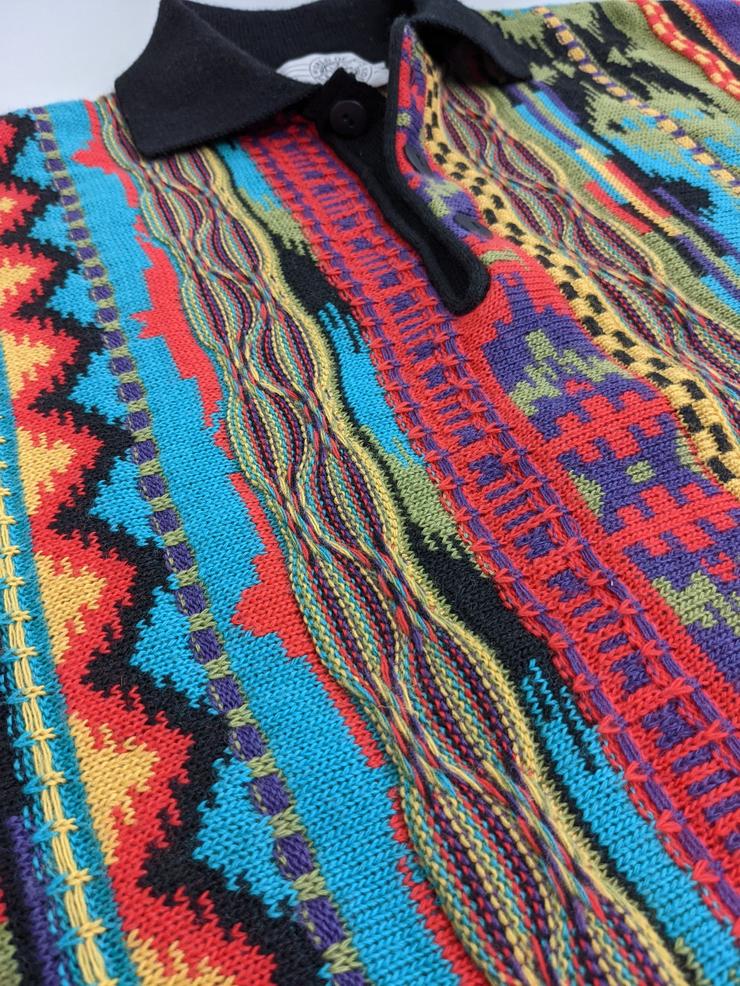 90s World of Man's Fashion Coogi Style Knit Red Colorful L
