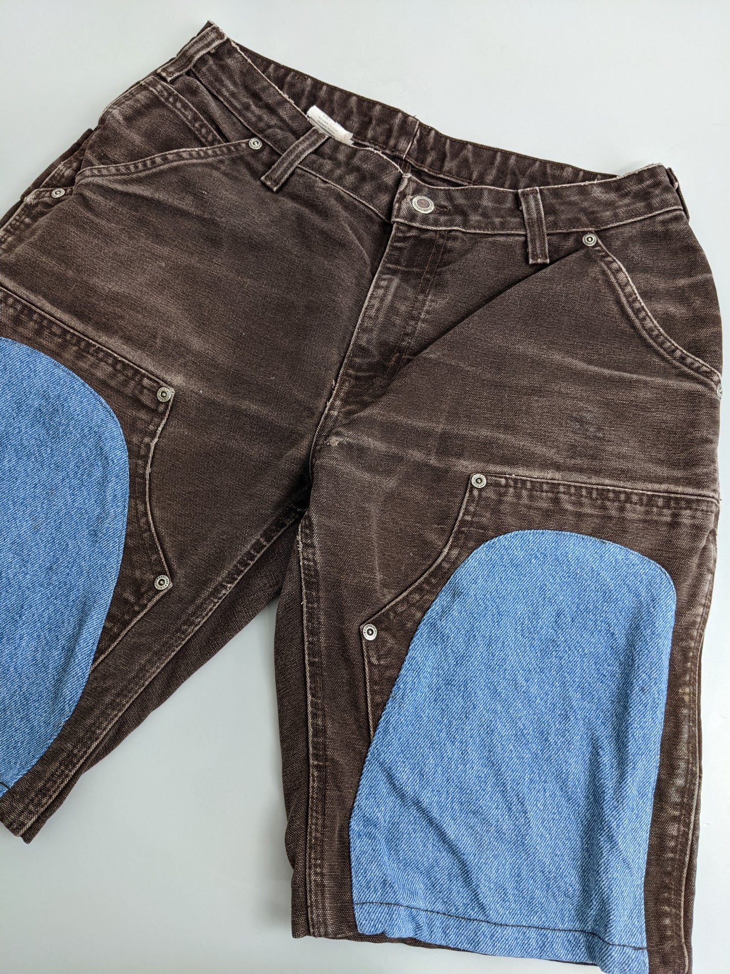 00s Carhartt Shorts Brown 10