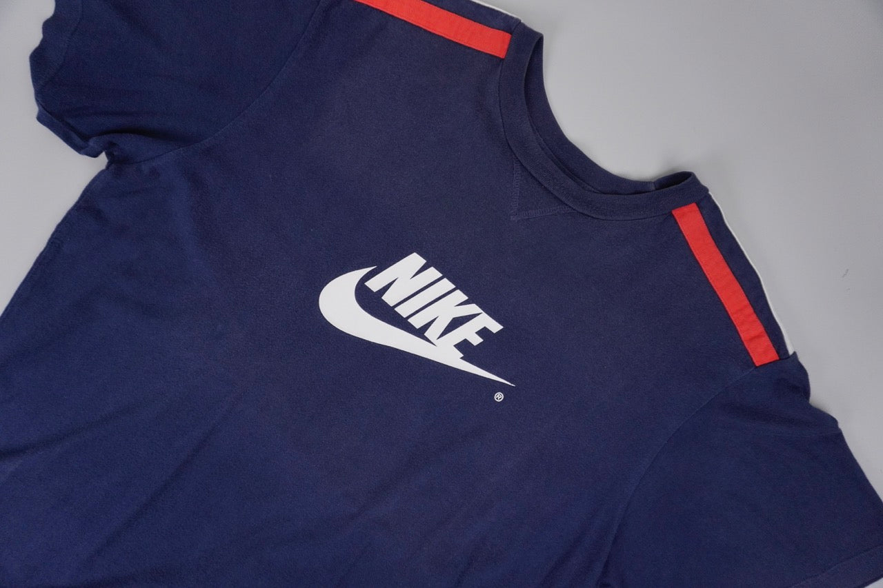 00s Navy blue Nike Spellout T-shirt