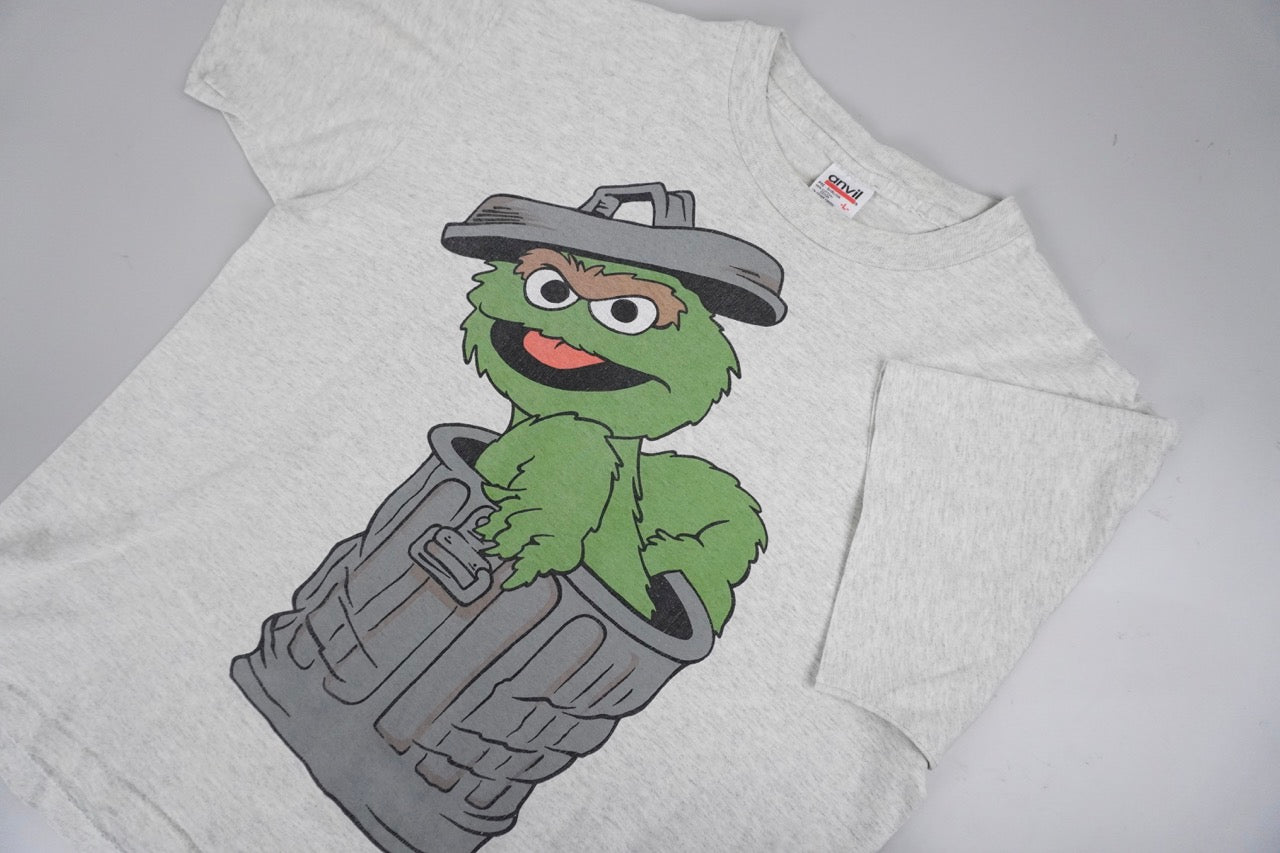 90s Oscar the Grouch Sesame Street Anvil T-shirt White Multi L