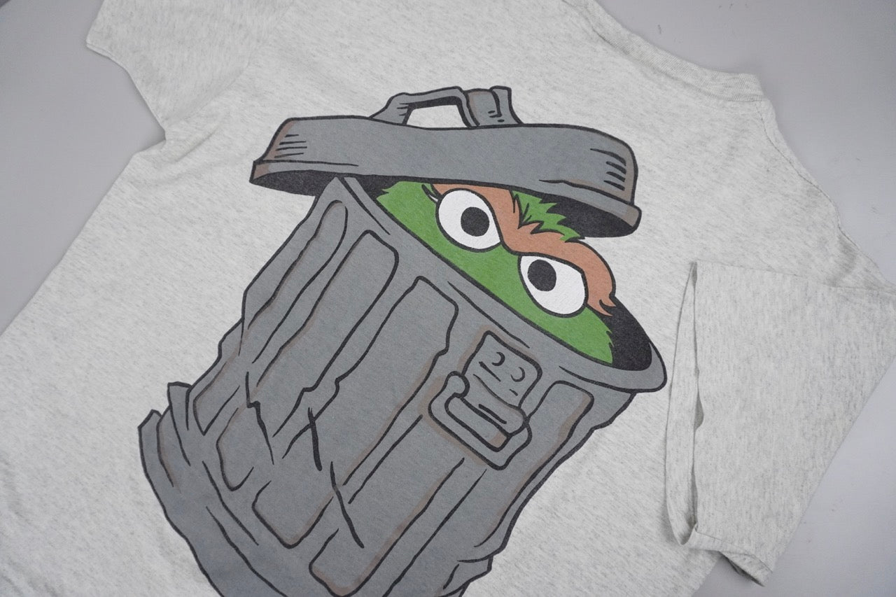 90s Oscar the Grouch Sesame Street Anvil T-shirt White Multi L