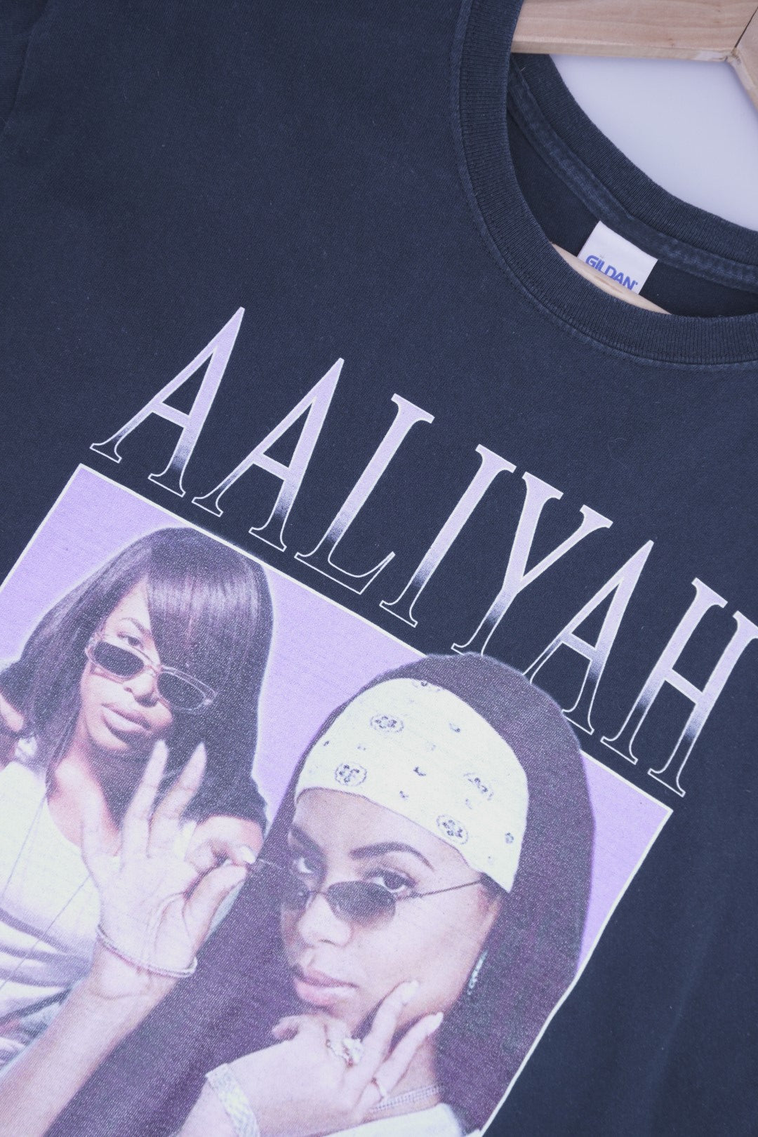 00s Gildan Aaliyah T-Shirt Black  L