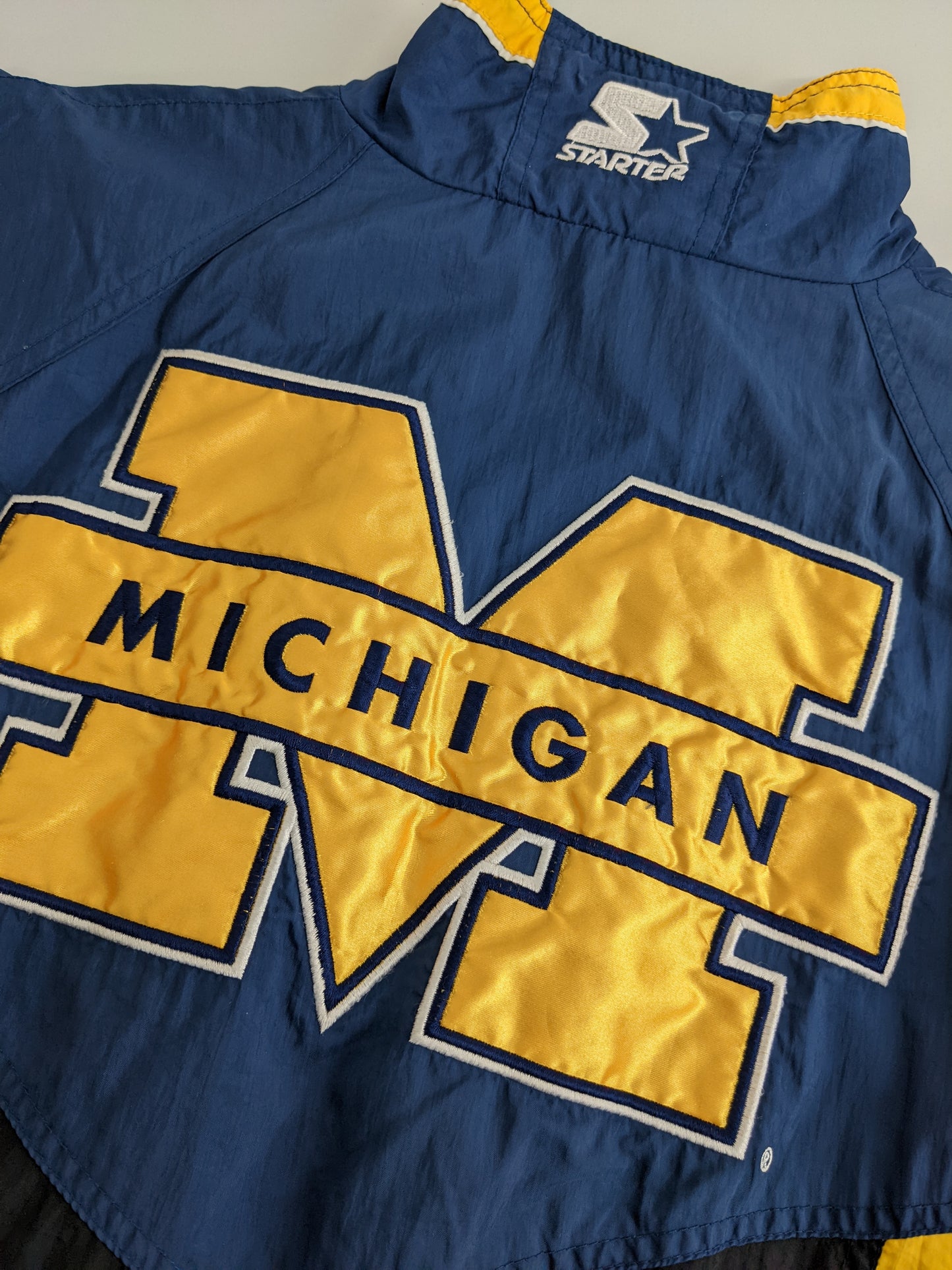 90s Starter Michigan Wolverines NCAA Jacket Blue  S/M