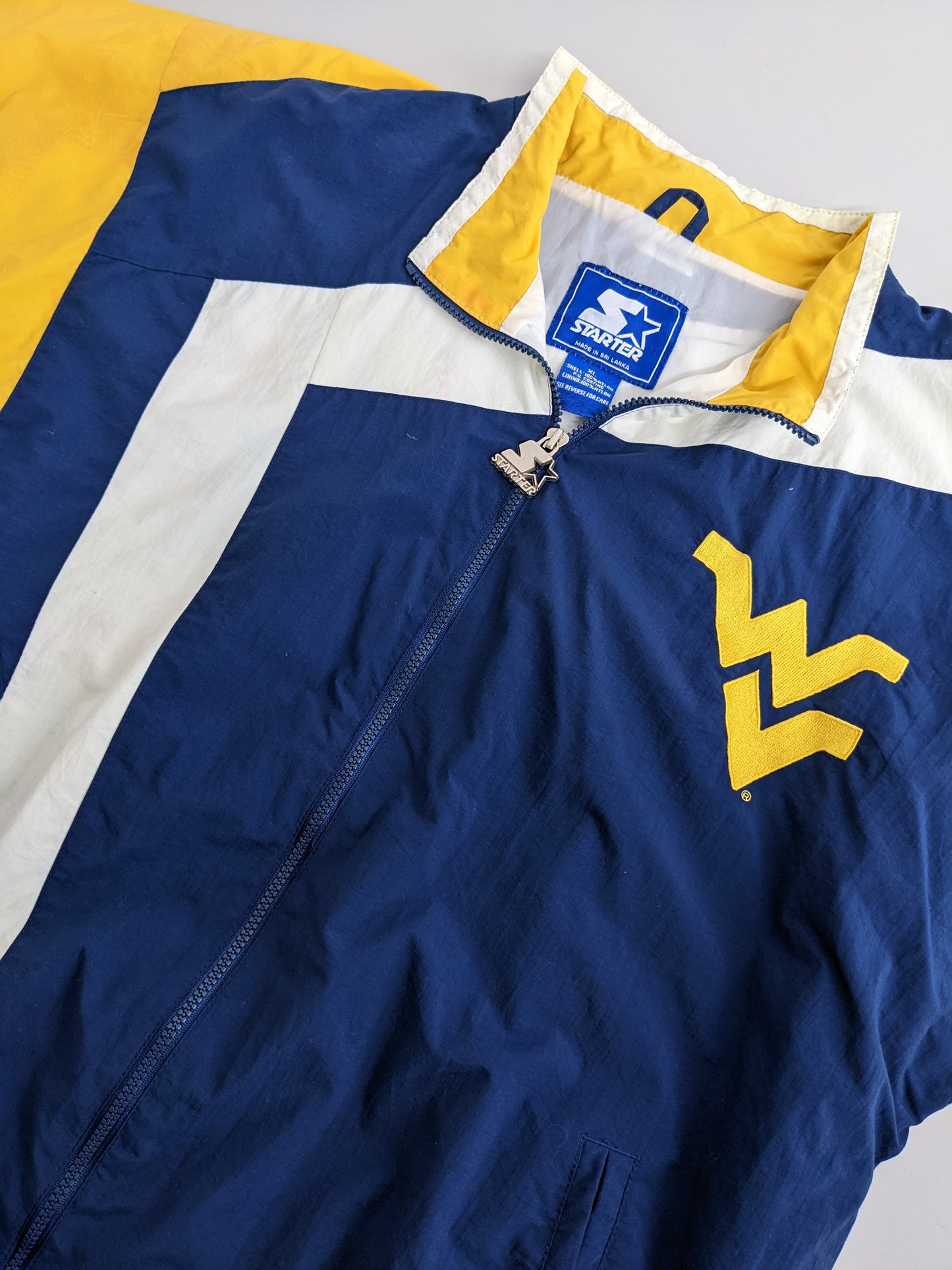 90s Starter West Virginia NCAA Jacket Blue Yellow XL